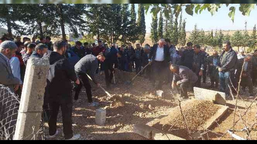 Yar plak halde l bulunan ocuun kimlii belli oldu