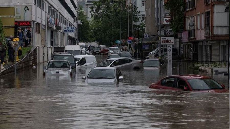 Ankara'da yamur alarm, Mansur Yava'tan uyar stne uyar