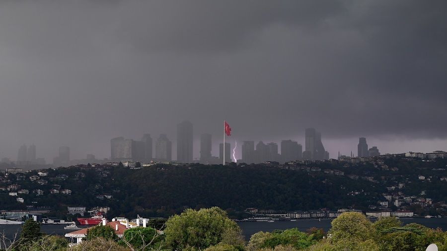 stanbul'da hayat durdu!